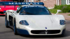 Maserati MC 12 fahrend von vorne