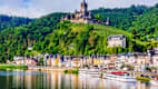Die Altstadt von Cochem in der Eifel mit Blick auf die Reichsburg