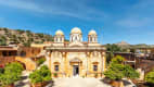 Blick auf das griechisch-orthodoxe Kloster Agia Triada auf der Halbinsel Akrotiri in Chania auf Kreta.