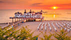 Berühmte Sellin Seebrücke bei Sonnenuntergang