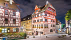 Albrecht-Dürer-Haus in Nürnberg bei Nacht