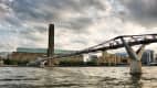 Die Millennium Bridge und das Tate Modern in London