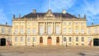 Das Königsschloss Amalienborg in Kopenhagen