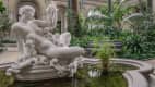 Der Brunnen in der Lobby des ersten Stocks der Carlsberg Glyptotek