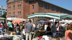 Buntes Treiben auf dem Flohmarkt in Hamburgs Schanzenviertel