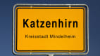 Gelbes Ortsschild von Katzenhirn