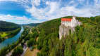 Luftaufnahme der Burg Prunn