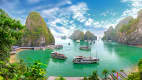 Blick auf die Halong Bucht in Vietnam