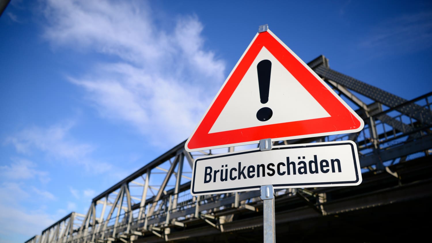Symbolbild Brückenschäden