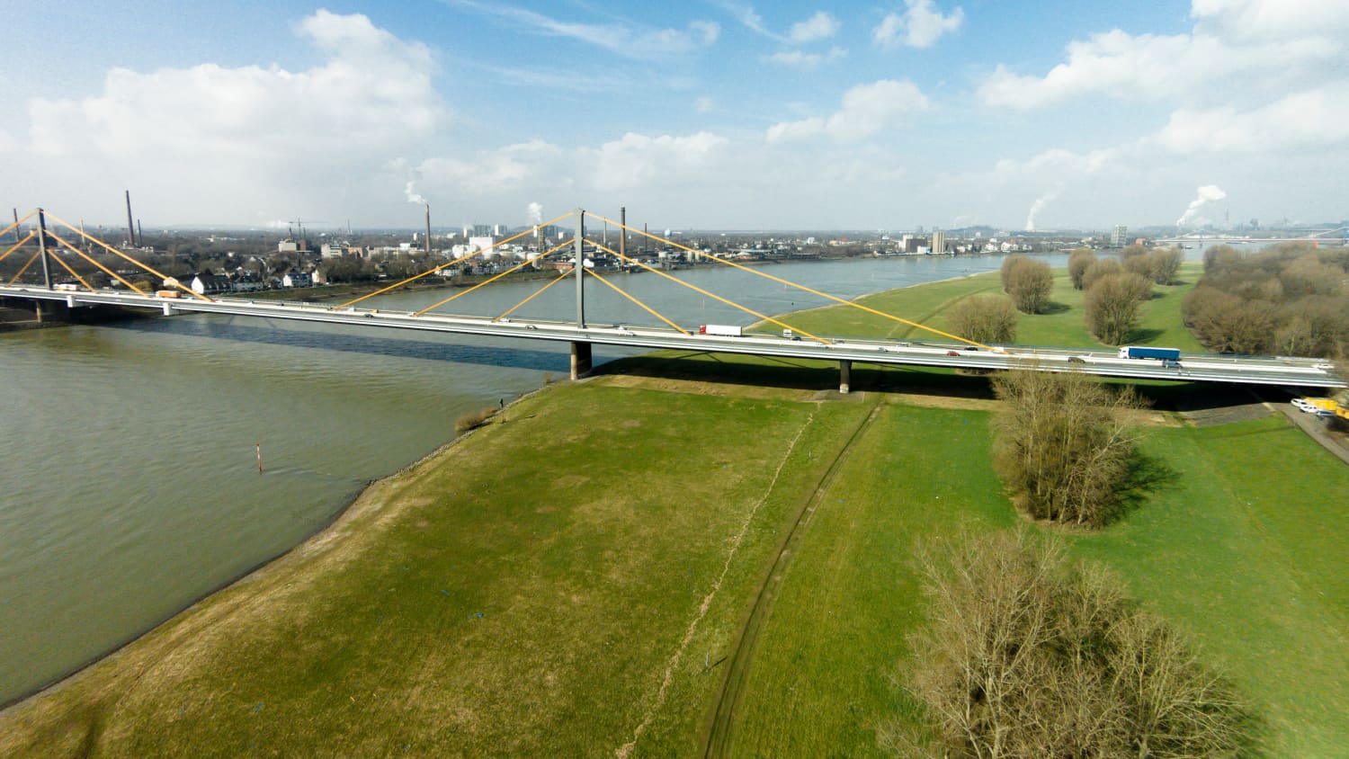 A40 Duisburg Neuenkamp Brücke