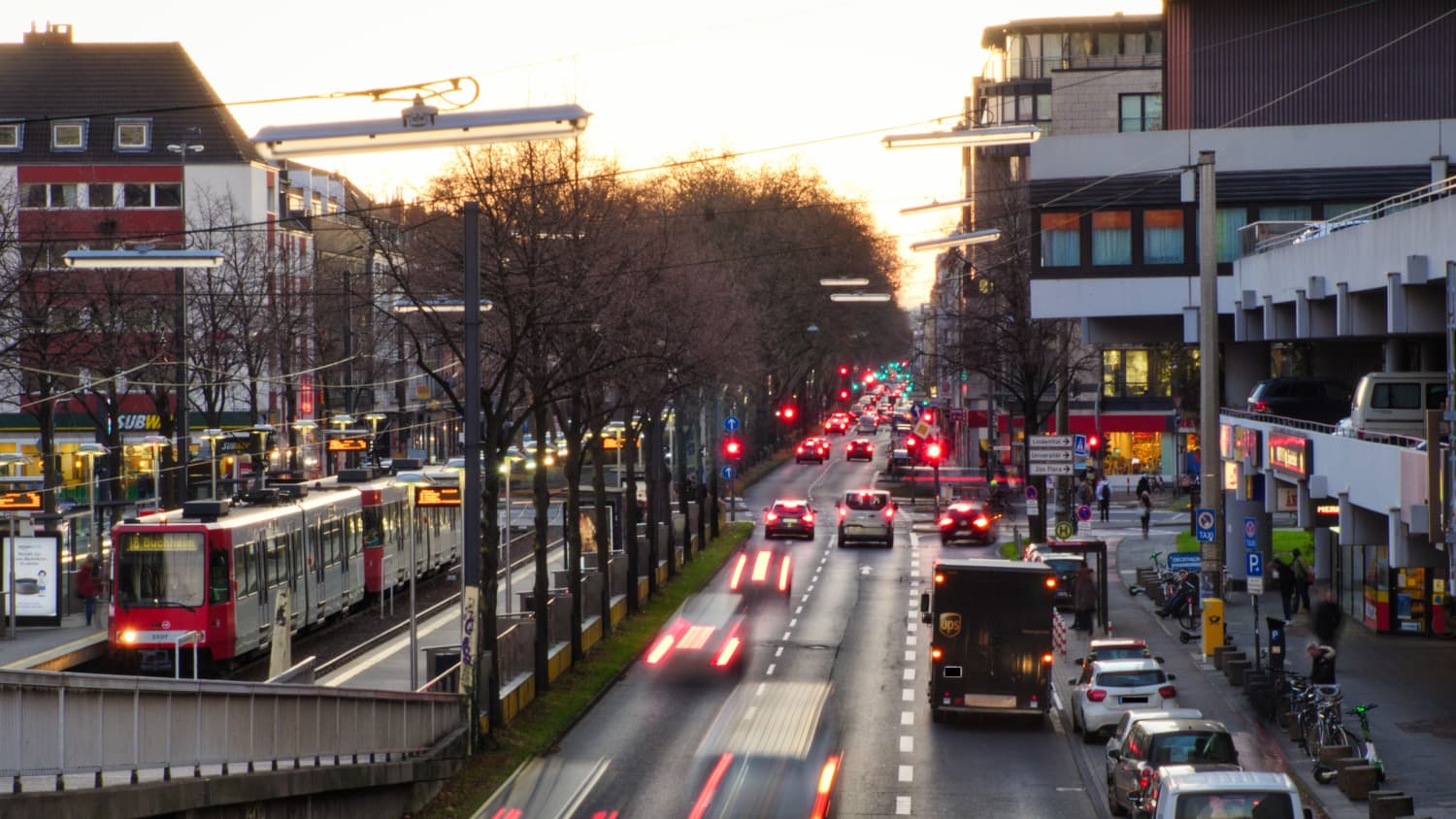 Der ADAC hat Menschen zur Zufriedenheit mit ihrer Mobilität befragt.