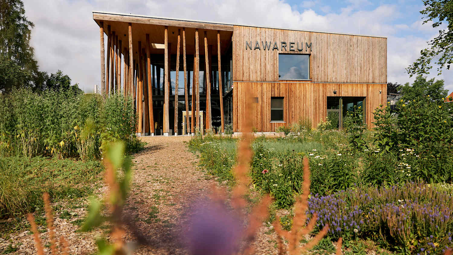 Das NAWAREUM in Straubing ist ein modernes Mitmach-Museum rund um Nachhaltigkeit, erneuerbare Energien und nachwachsende Rohstoffe.