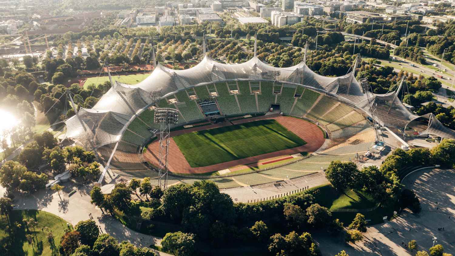 Schon bald könnte das Olympiastadion in München wieder Austragungsort für olympische und paralympische Wettkämpfe werden.