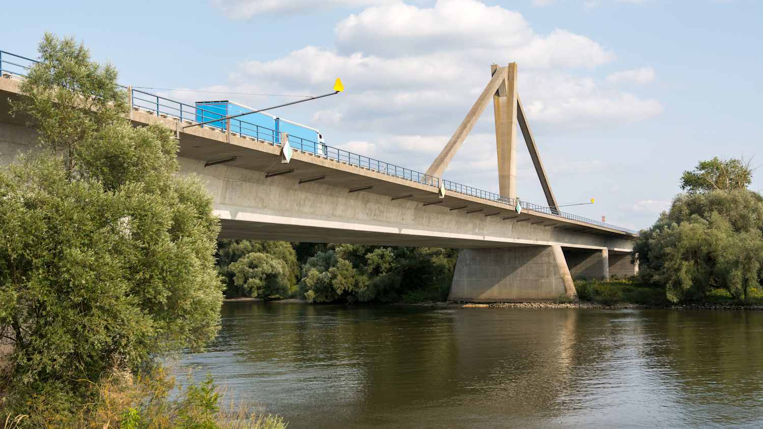 A3 Donaubrücke Metten