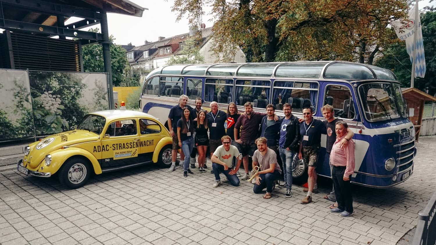 ADAC und LaBrassBanda bei der Biergartentour 2021