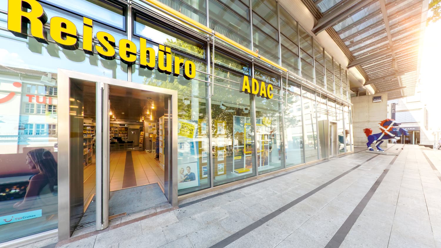 ADAC Geschäftsstelle und Reisebüro Stuttgart City