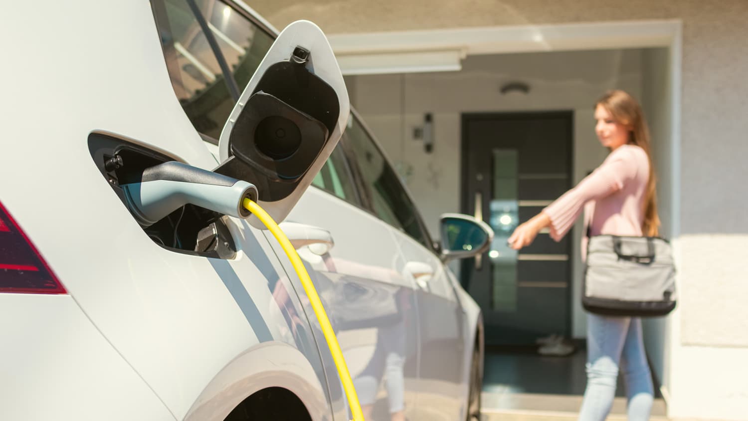 E-Auto an privater Ladestation.
