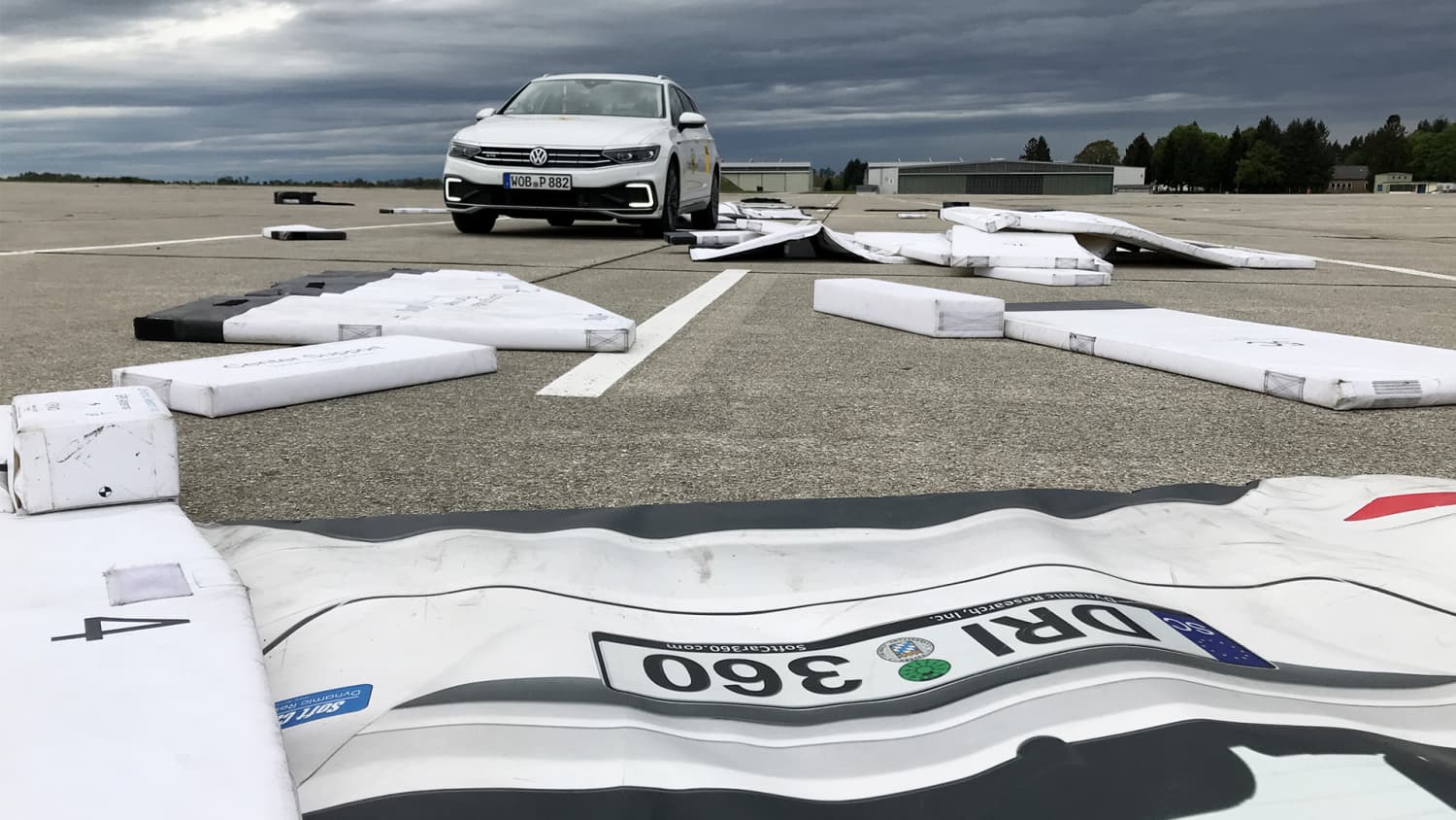 Kaputte Attrappe beim EuroNCAP Automated Driving Test