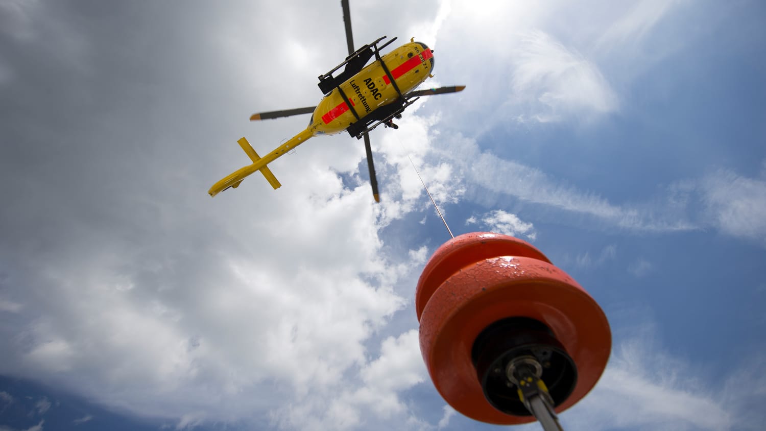 Aufnahmen einer ADAC Luftrettungsaktion