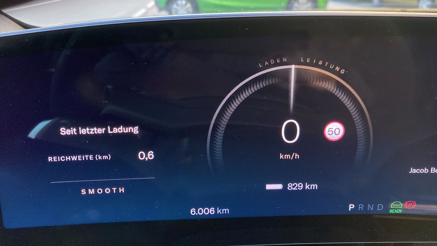 Reichweitenanzeige auf dem Display des Lucid Air