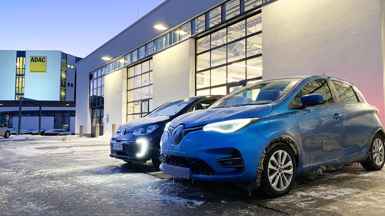 Kältetest E-Auto: Wie lange halten Elektroautos im Stau aus?