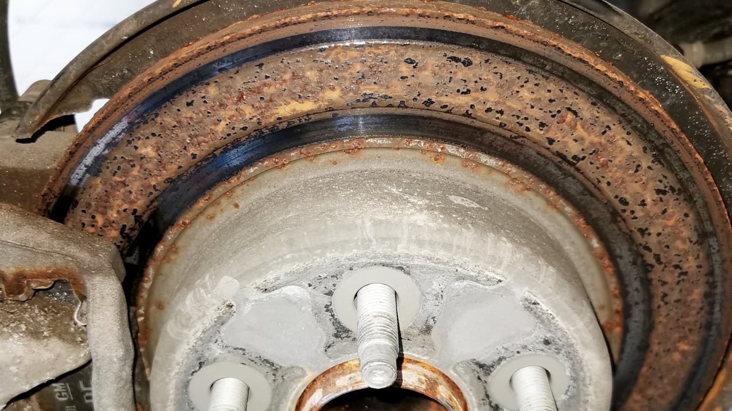 Eine rostige Bremsscheibe