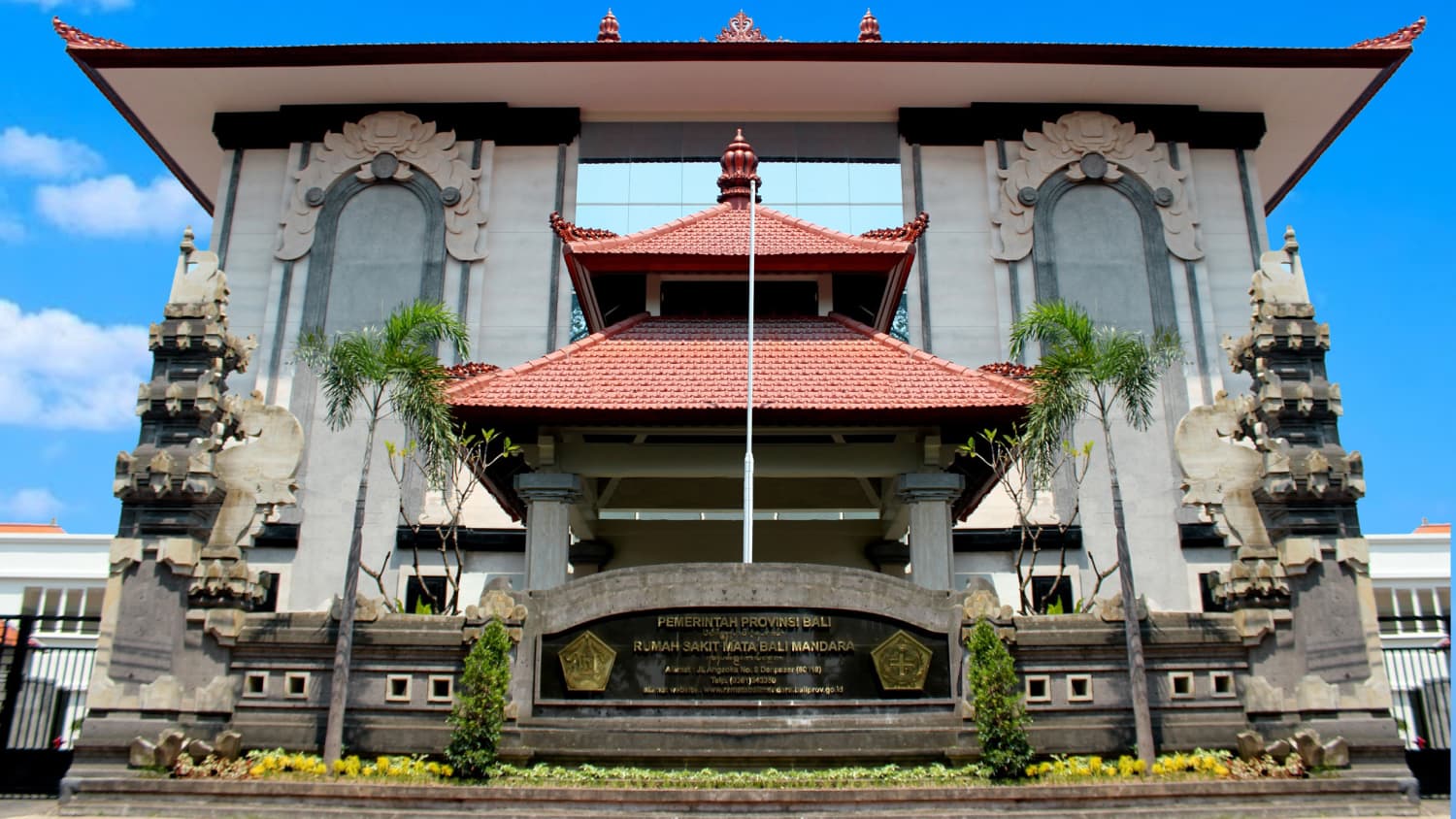 Das Gebäude der Augenklinik Bali Mandara Eye Hospital