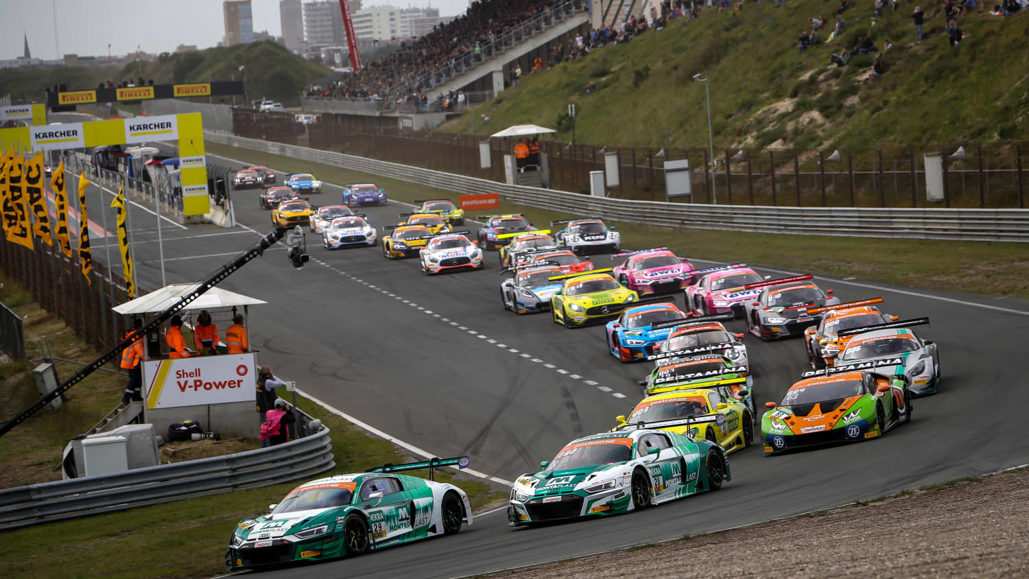 Rennszene bei den ADAC GT Masters