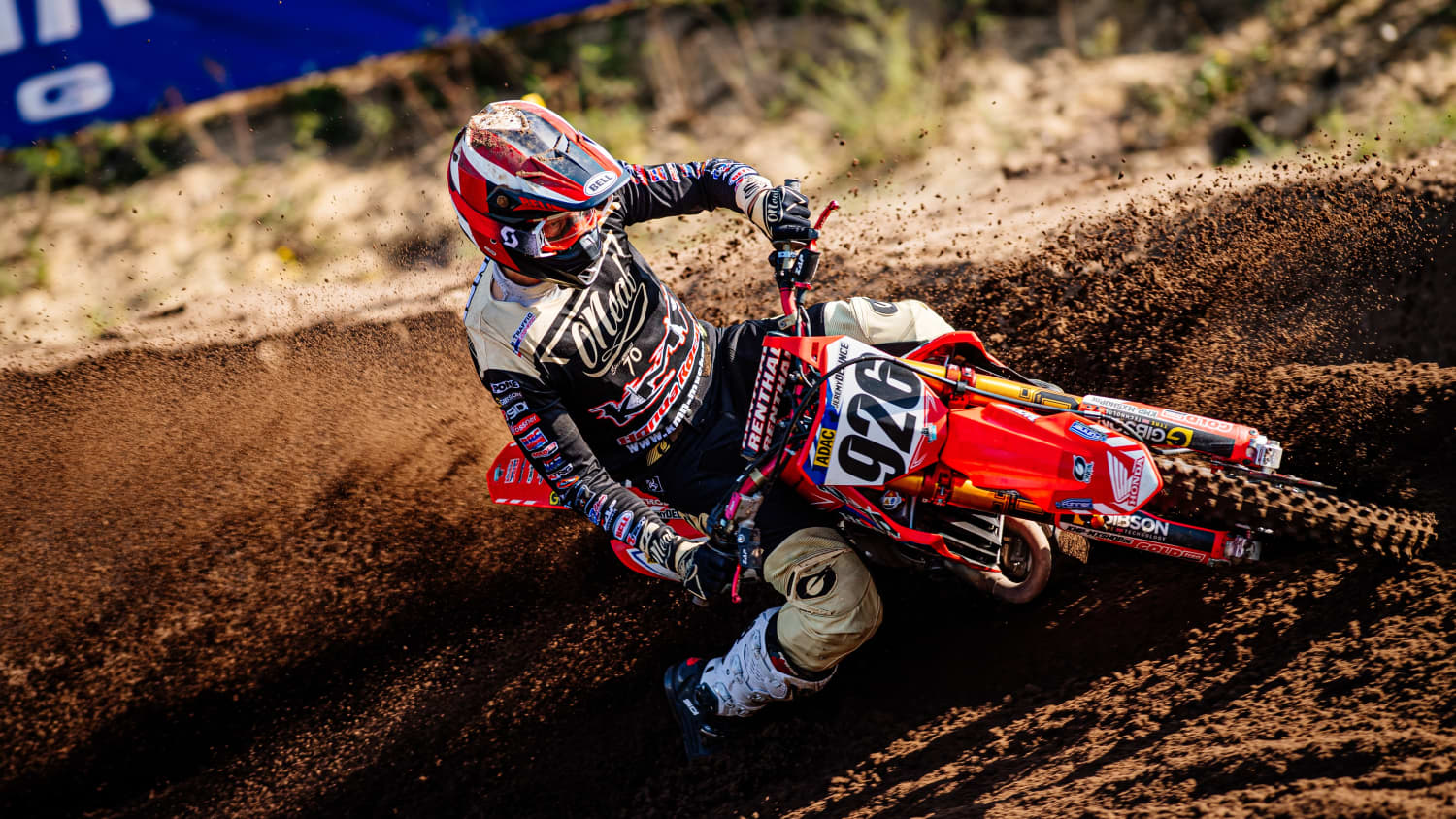 Fahrszene bei den ADAC MX Masters 2020