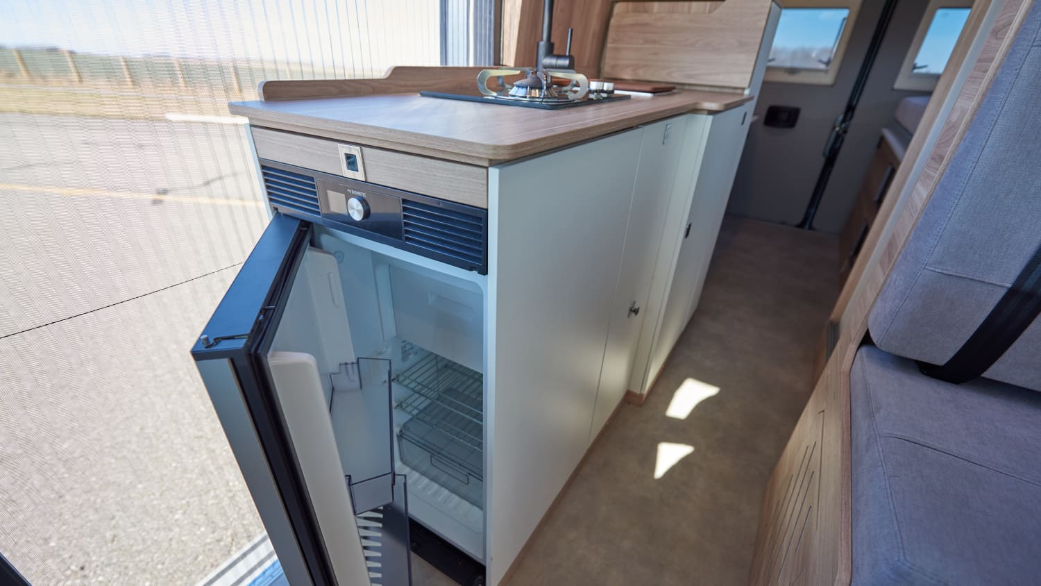 Kühlschrank im Hannes Camper