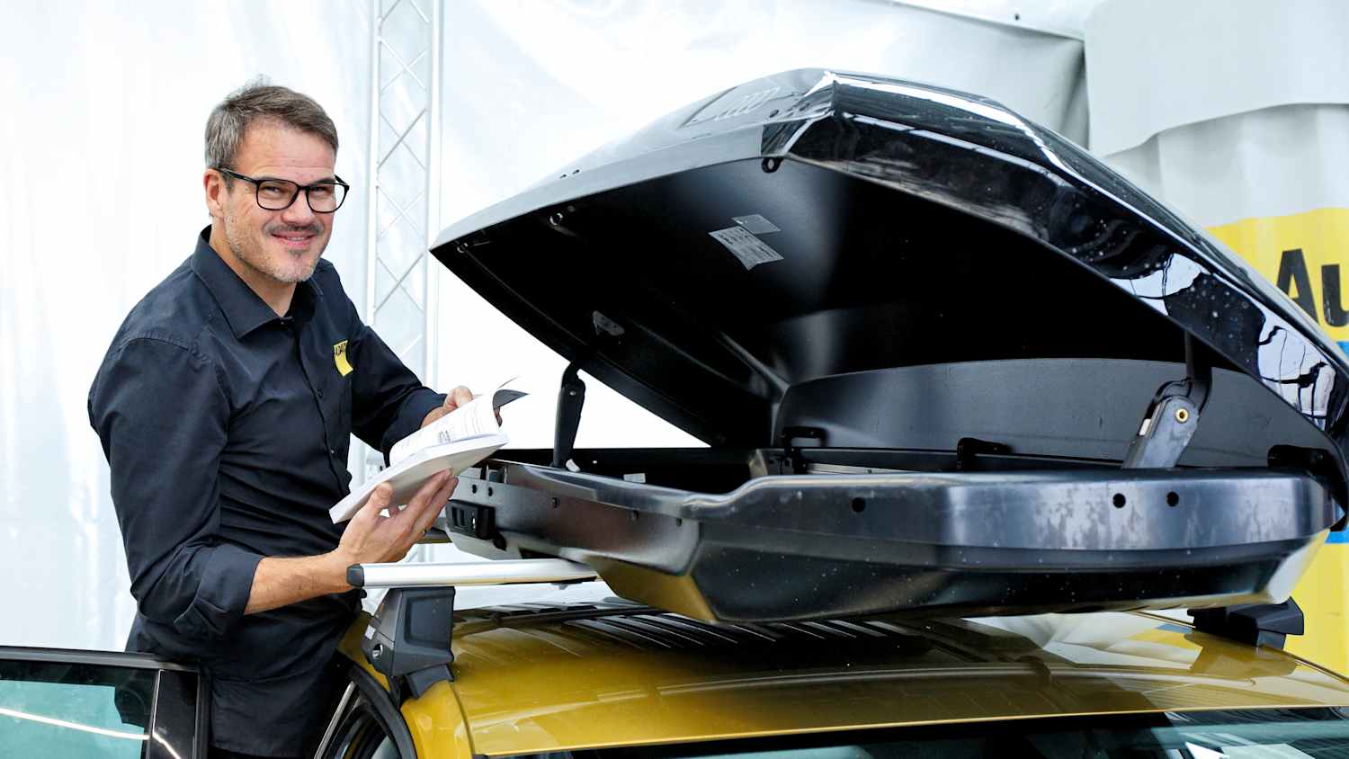 13 Dachboxen werden beim ADAC getestet