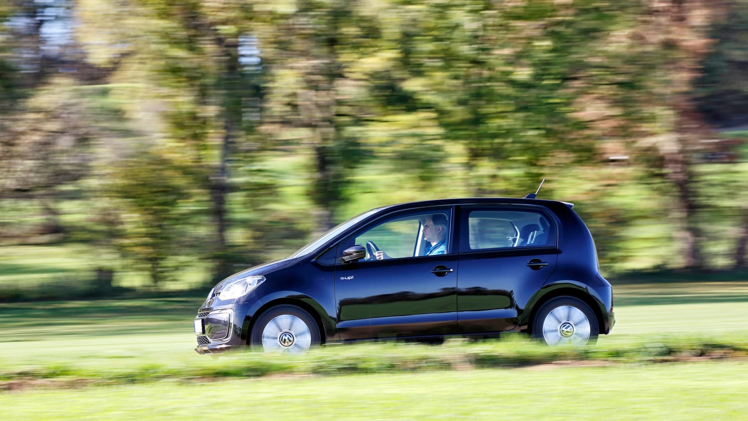 Fahraufnahme des VW E-Up wärend des Langzeittests