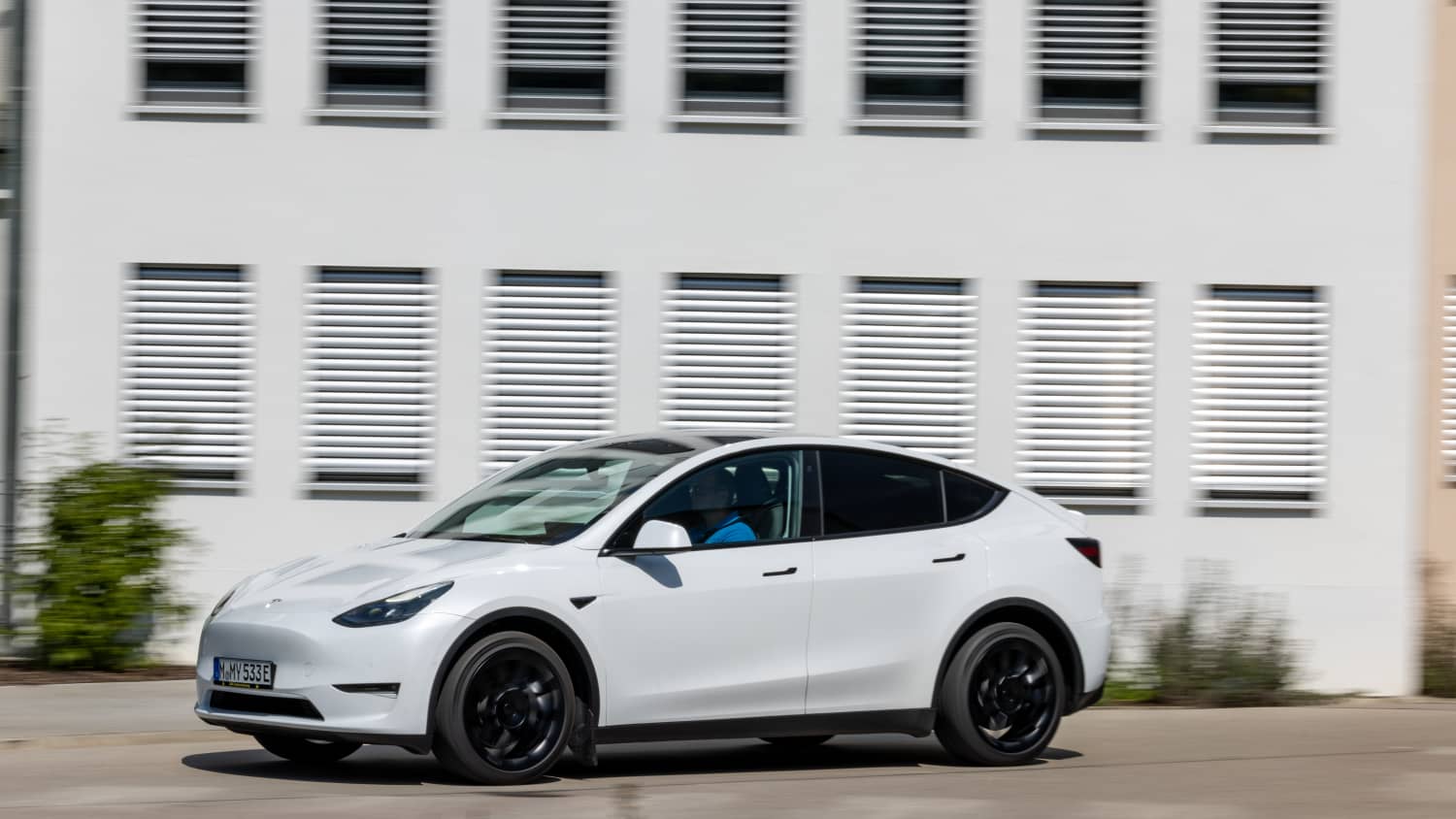 Probesitzen im Tesla Model Y: Ist der Kompakt-SUV das bessere Model 3?