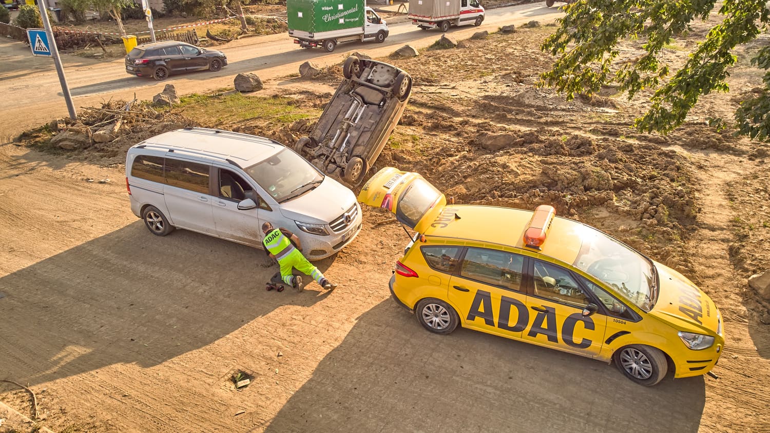 ADAC Pannenhelfer im Katastrophengebiet