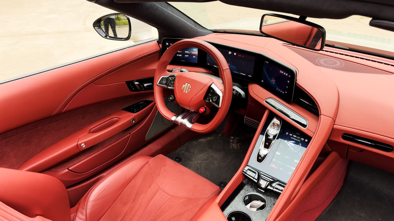 Das Cockpit des MG Cyberstar