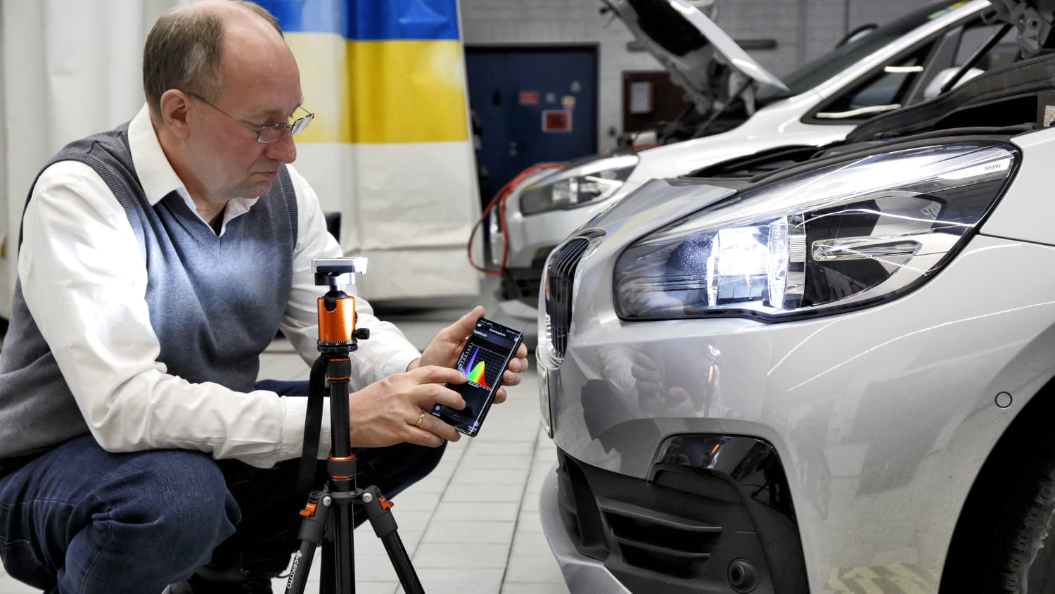 ADAC testet Lampen für Autoscheinwerfer: Finger weg: Diese