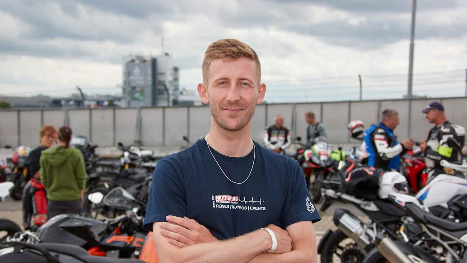 Portrait von ADAC Redakteur Lorenzo Walcher bei der Safety League