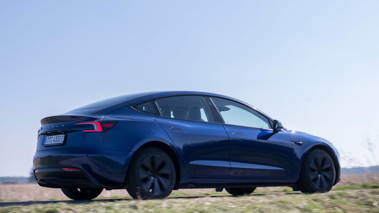Der neue Tesla Model 3 wird von unserem Autoredakteur getestet