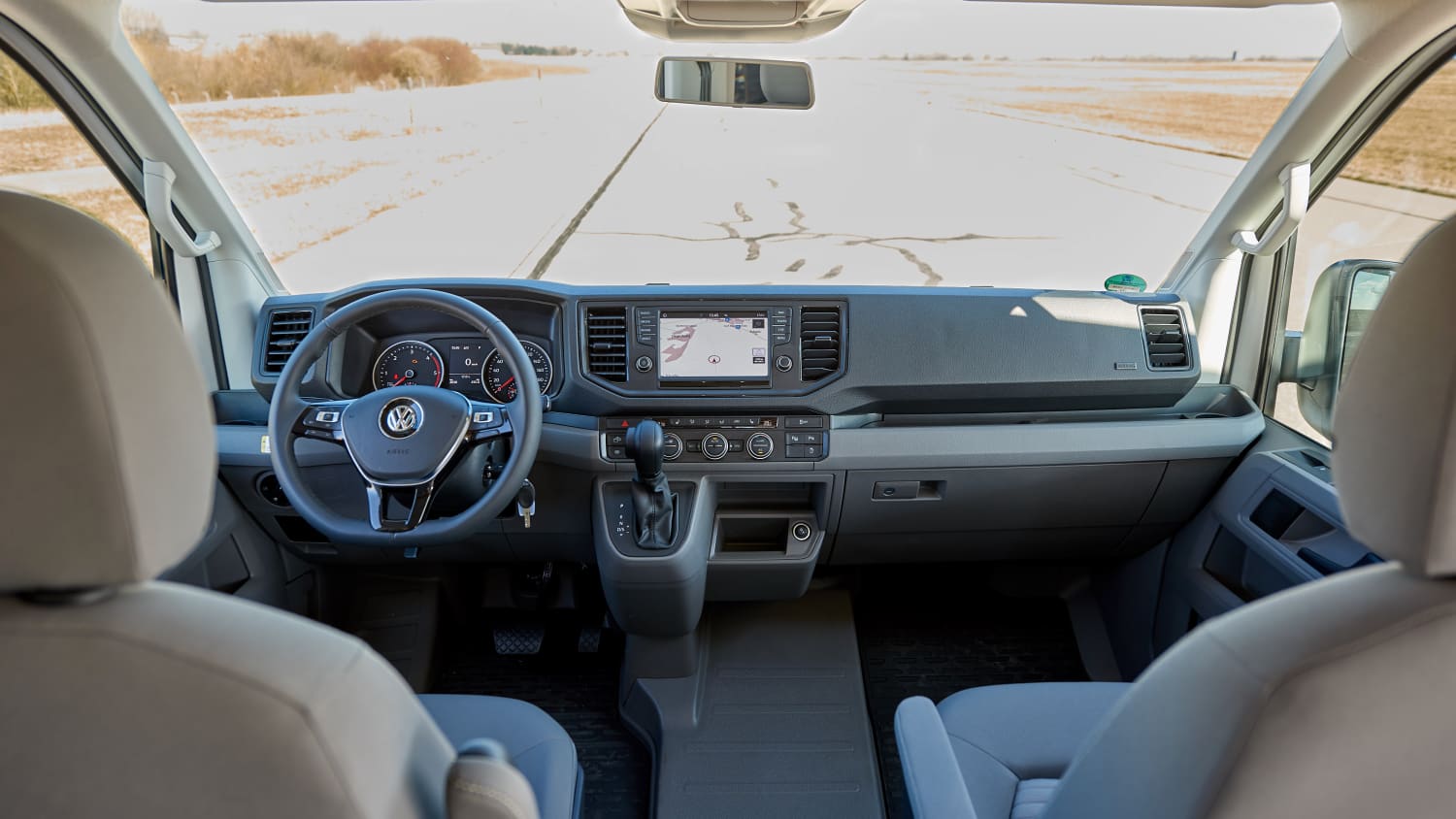 Cockpit eines VW Grand California 600