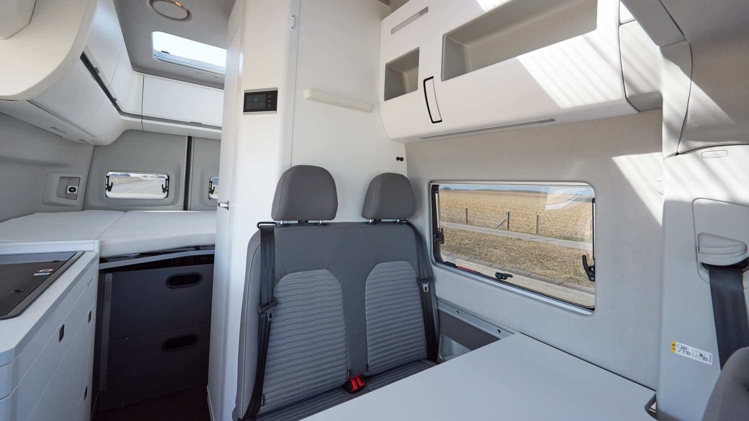 Rücksitze in einem VW Grand California 600