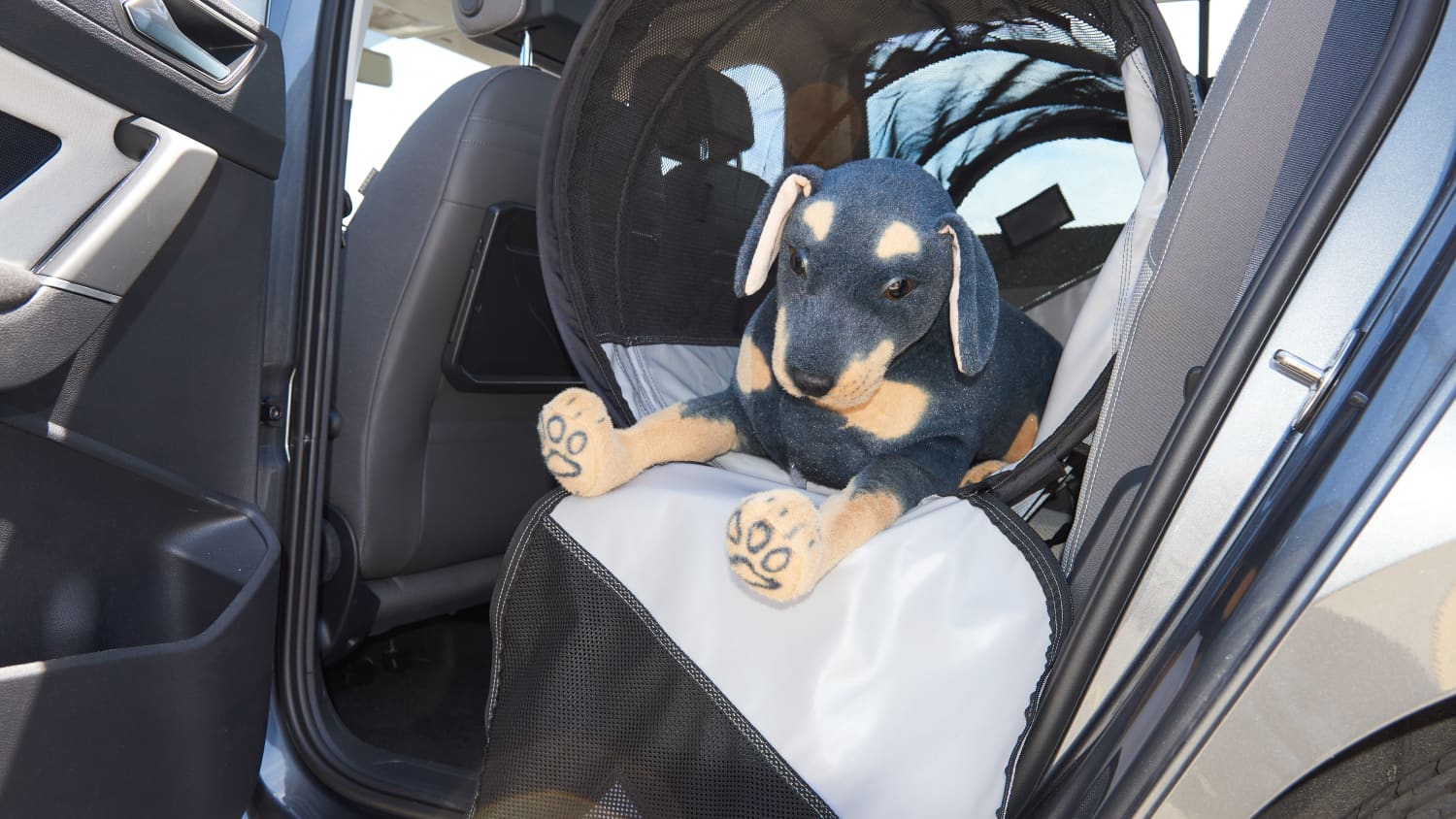 Hunde Transport Boxen für den Kofferraum, Rücksitz, Beifahrersitz,  Autobetten passend zu Ihrem KFZ