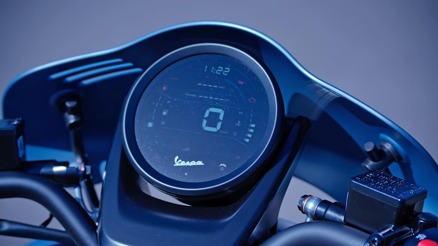 Display der Vespa GTV Officina 8 310