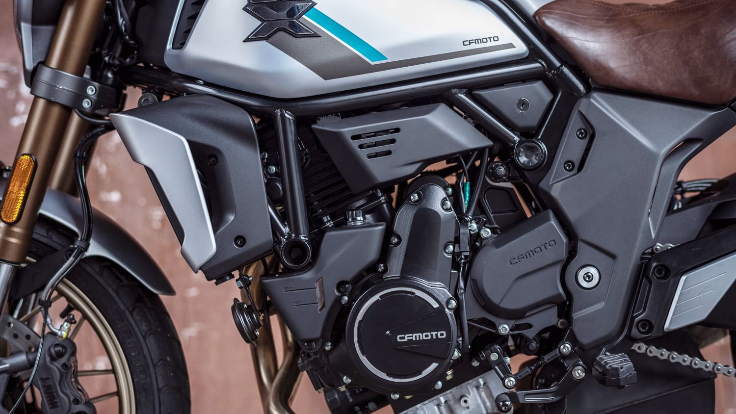 Der Motor der 700 CL X Heritage