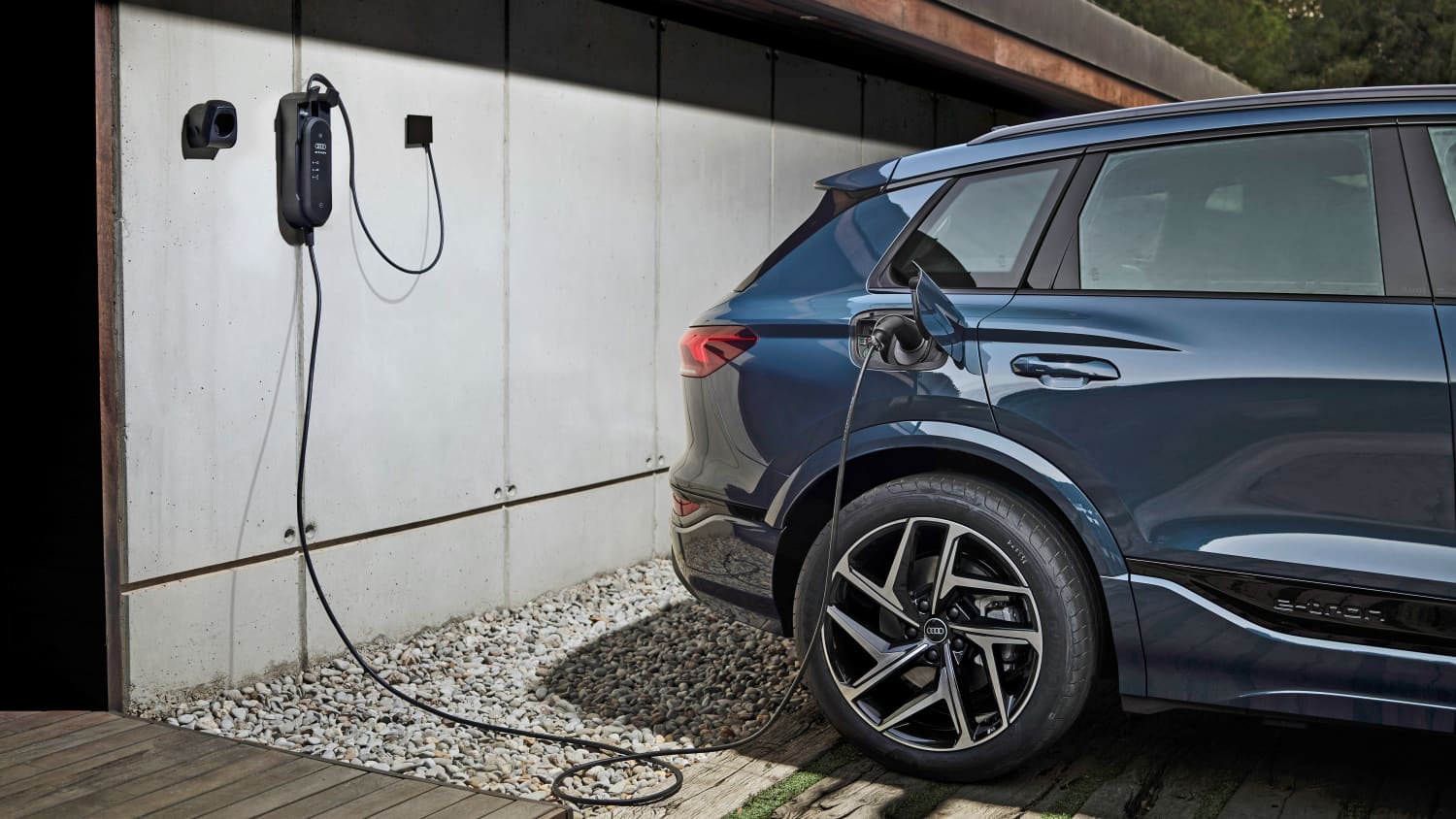 Der Ladevorgang des Audi Q6 e-tron