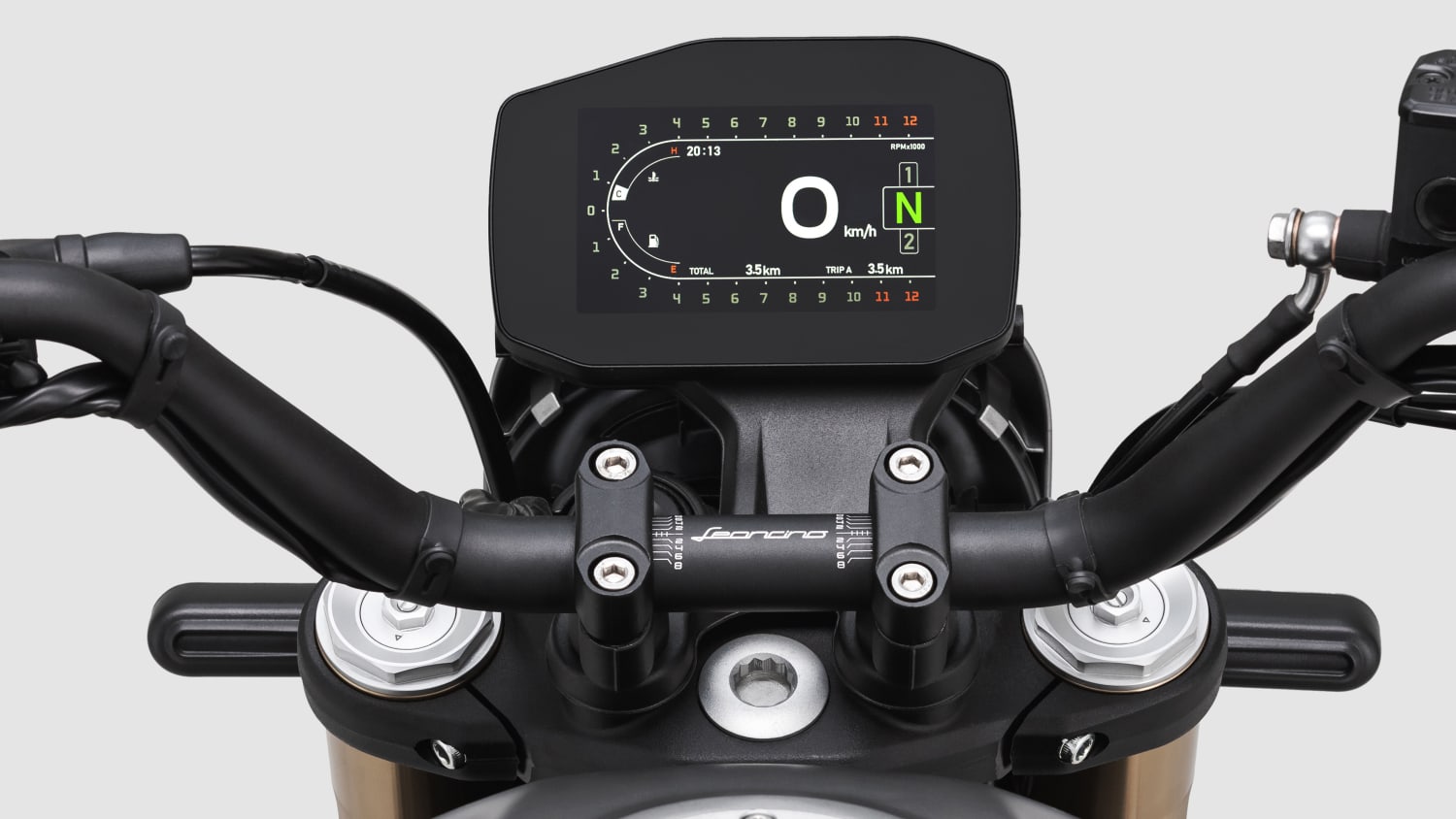 Display der Benelli Leoncino 800
