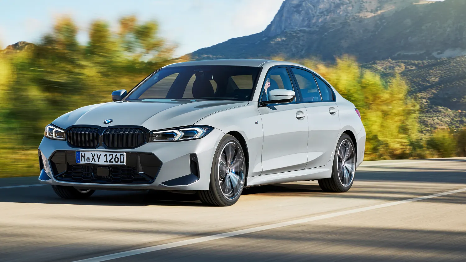 BMW 3er G20 Facelift: Testfahrt, Verbrauch, Hybrid, Preis