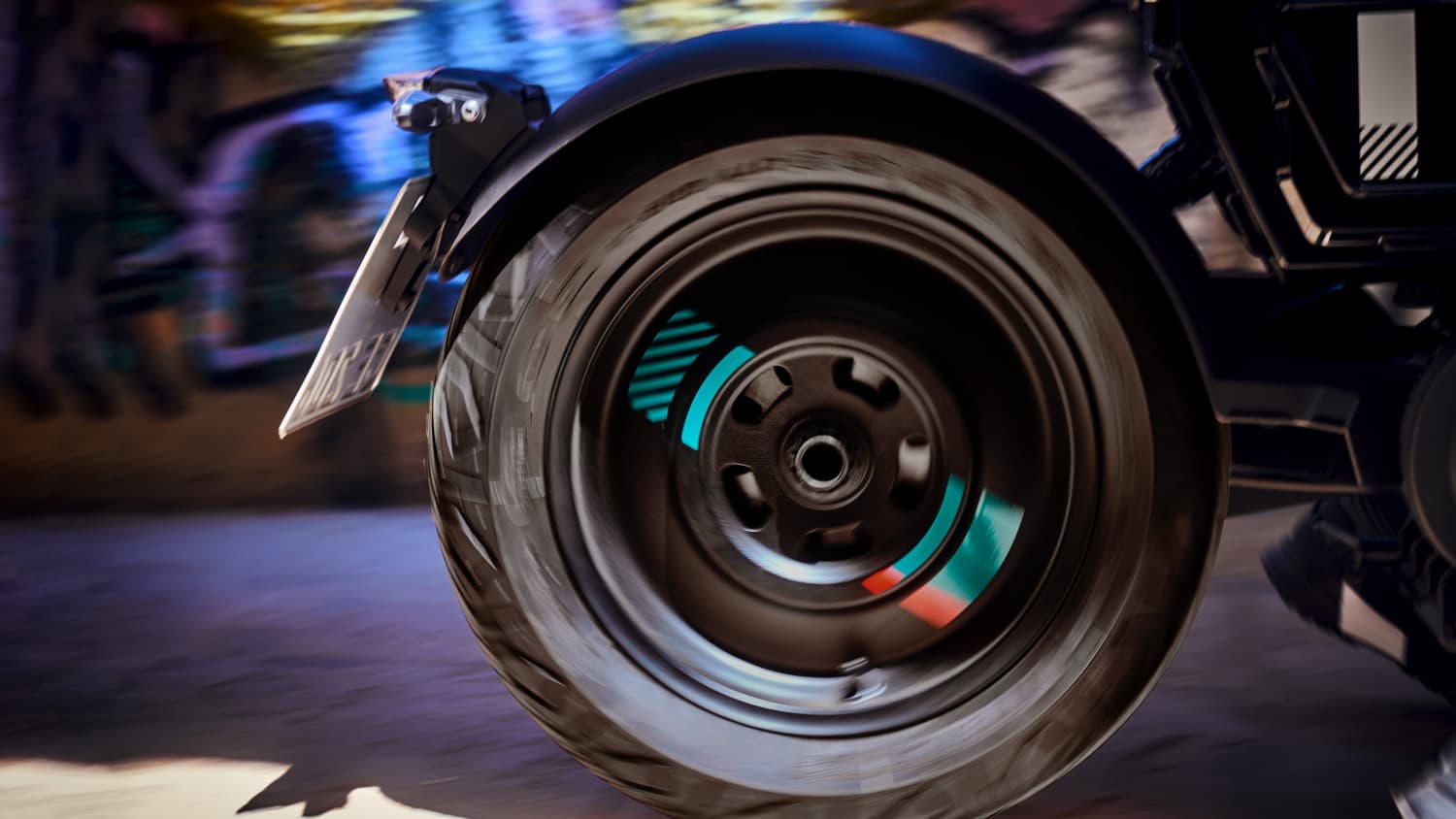 Hinterreifen der BMW CE 02