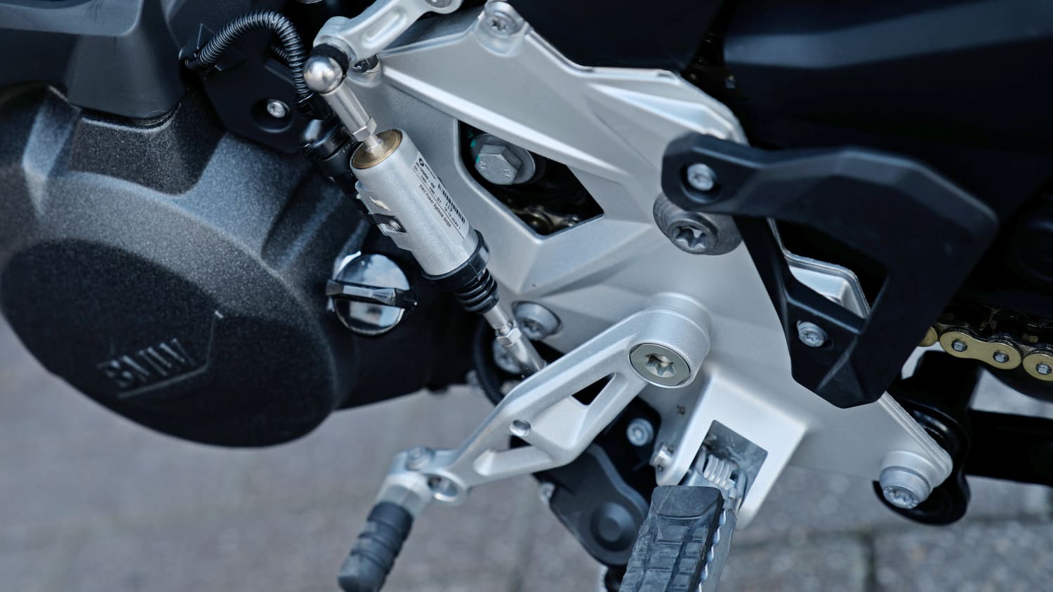 Detail des Quickshift der BMW F 800 GS