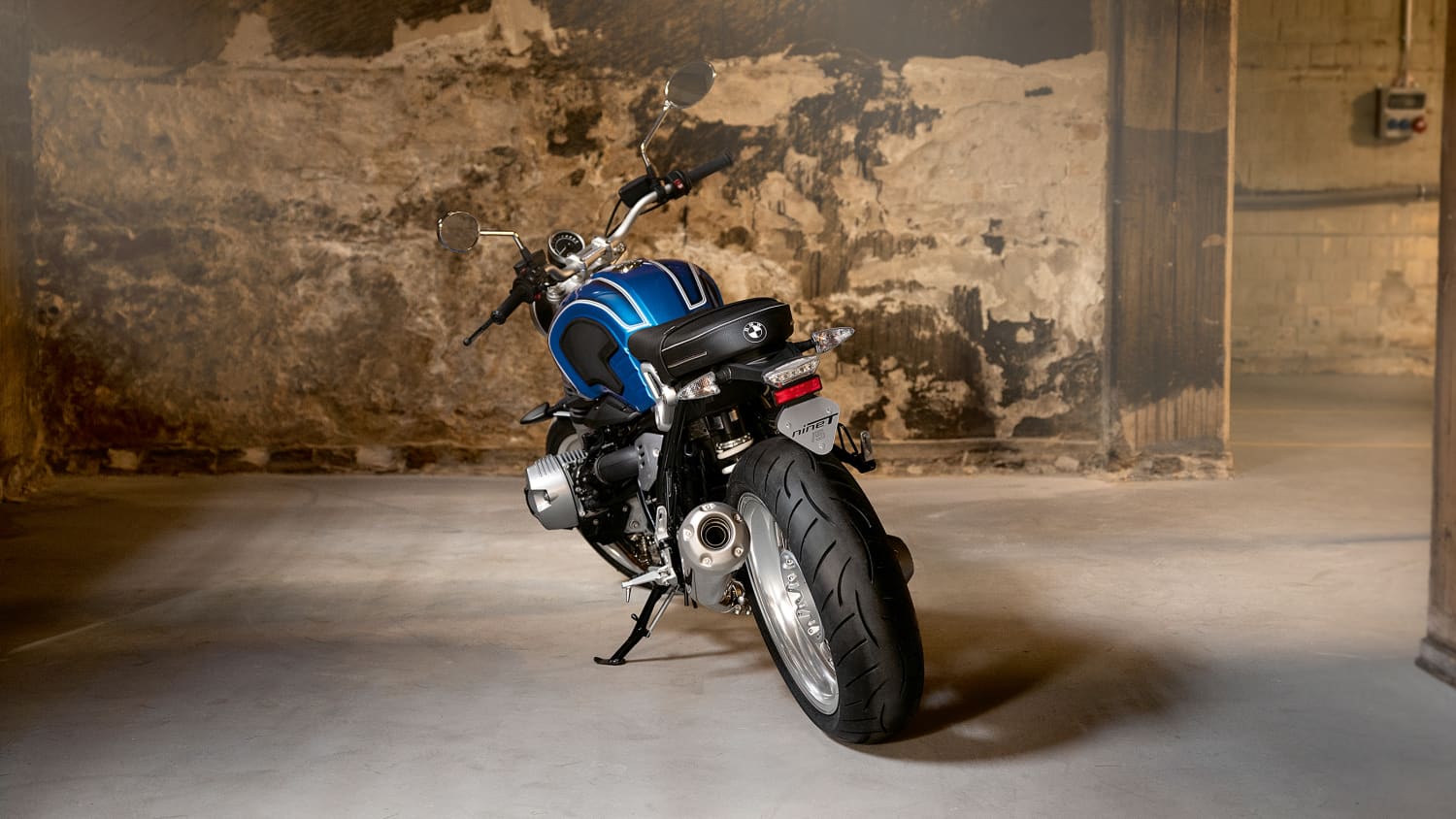 BMW R nineT /5 von hinten