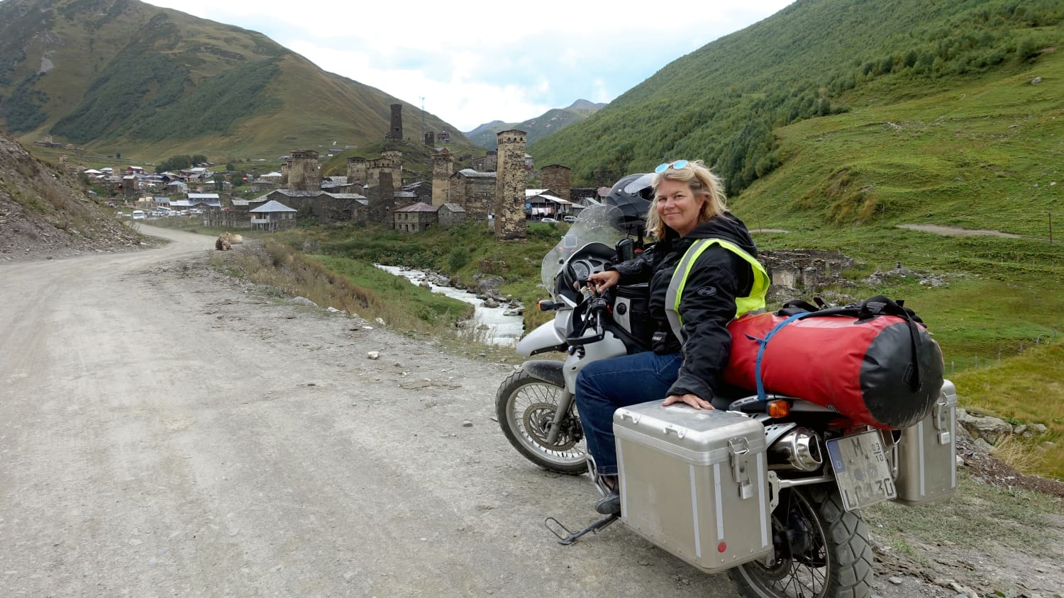 Selbstportrait von Susanne Flachmanns auf einer ihrer Motorradreisen